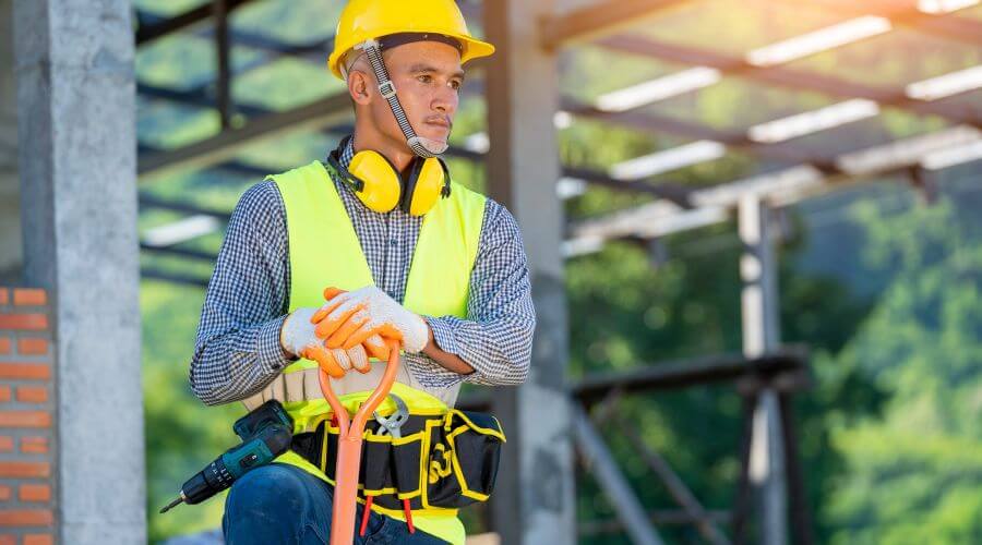 Expert Emergency Roof Repairs services in Valley Village, CA